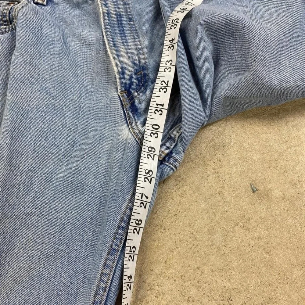 Vintage Levis 550 Jeans Size 34x30‎ Blue Light Wash Denim Relaxed Fit Straight